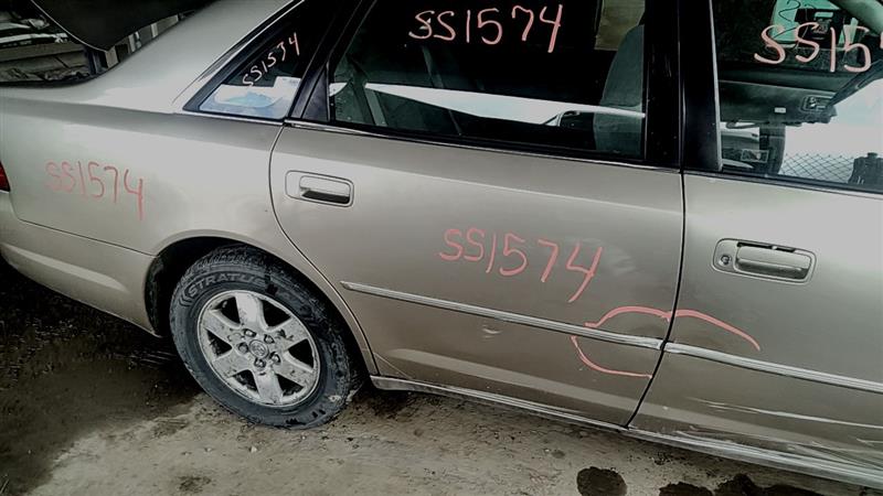 https://f005.backblazeb2.com/file/img-partshotlines-com/Inventory/EC885/Vehicle/21262_09.jpg