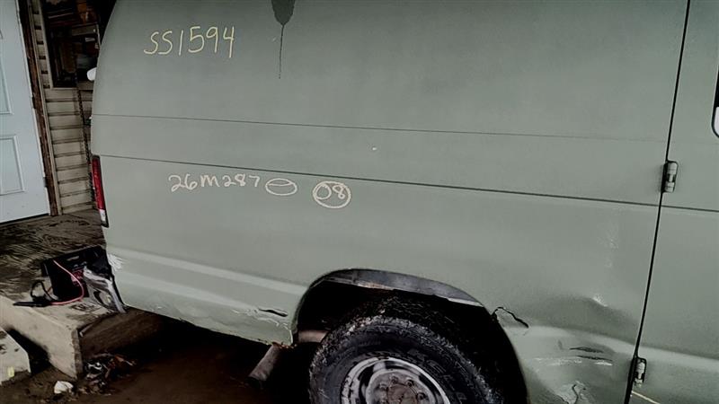 https://f005.backblazeb2.com/file/img-partshotlines-com/Inventory/EC885/Vehicle/21288_10.jpg