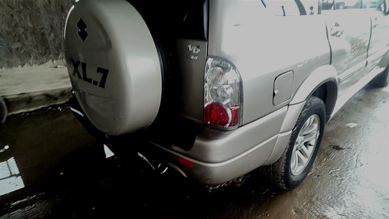 https://f005.backblazeb2.com/file/img-partshotlines-com/Inventory/EC885/Vehicle/21291_10.jpg