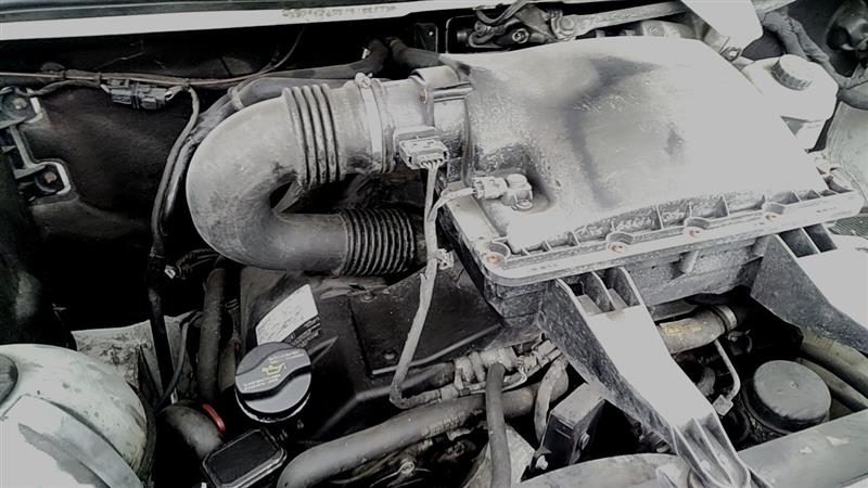 https://f005.backblazeb2.com/file/img-partshotlines-com/Inventory/EC885/Vehicle/21300_01.jpg