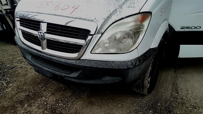 https://f005.backblazeb2.com/file/img-partshotlines-com/Inventory/EC885/Vehicle/21300_03.jpg