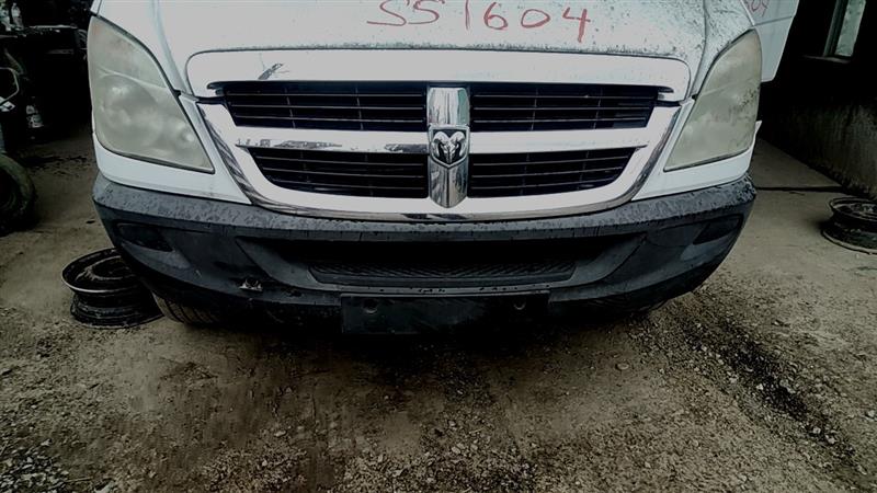 https://f005.backblazeb2.com/file/img-partshotlines-com/Inventory/EC885/Vehicle/21300_04.jpg