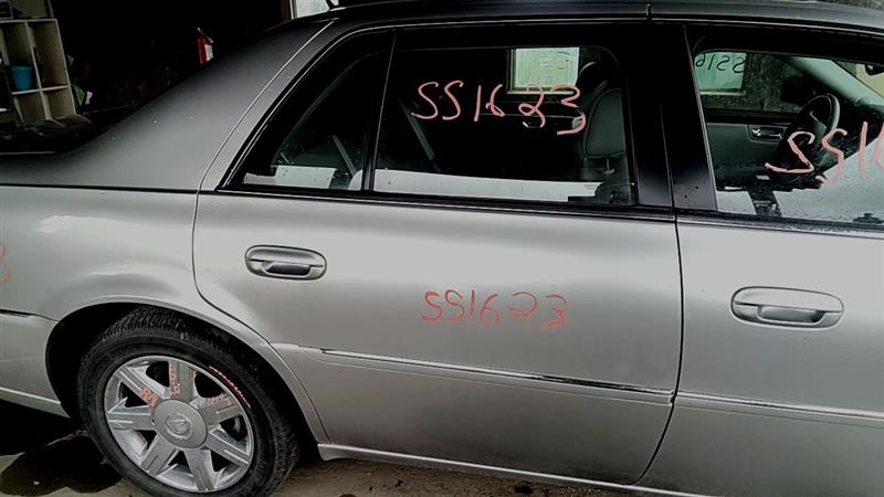 https://f005.backblazeb2.com/file/img-partshotlines-com/Inventory/EC885/Vehicle/21324_11.jpg