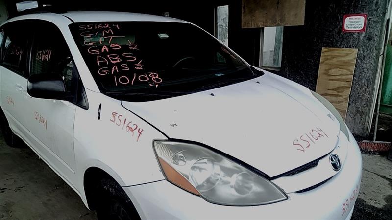 https://f005.backblazeb2.com/file/img-partshotlines-com/Inventory/EC885/Vehicle/21327_06.jpg