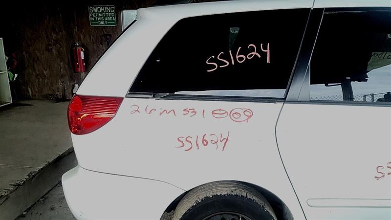 https://f005.backblazeb2.com/file/img-partshotlines-com/Inventory/EC885/Vehicle/21327_10.jpg