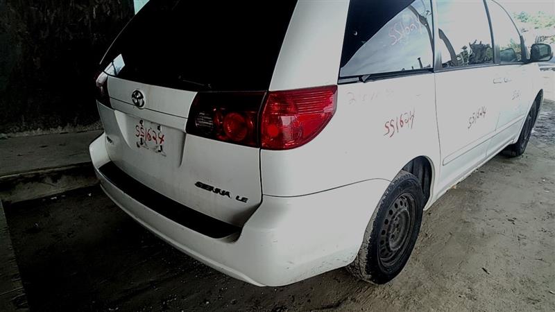 https://f005.backblazeb2.com/file/img-partshotlines-com/Inventory/EC885/Vehicle/21327_11.jpg