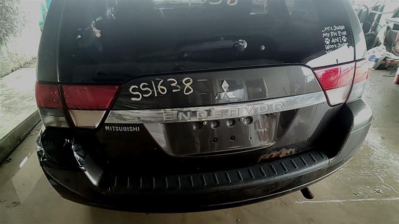 https://f005.backblazeb2.com/file/img-partshotlines-com/Inventory/EC885/Vehicle/21343_11.jpg