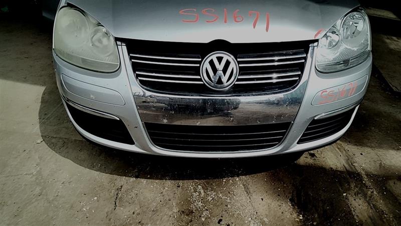 https://f005.backblazeb2.com/file/img-partshotlines-com/Inventory/EC885/Vehicle/21387_04.jpg