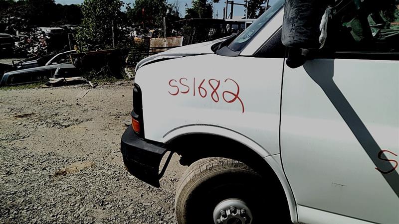 https://f005.backblazeb2.com/file/img-partshotlines-com/Inventory/EC885/Vehicle/21400_10.jpg