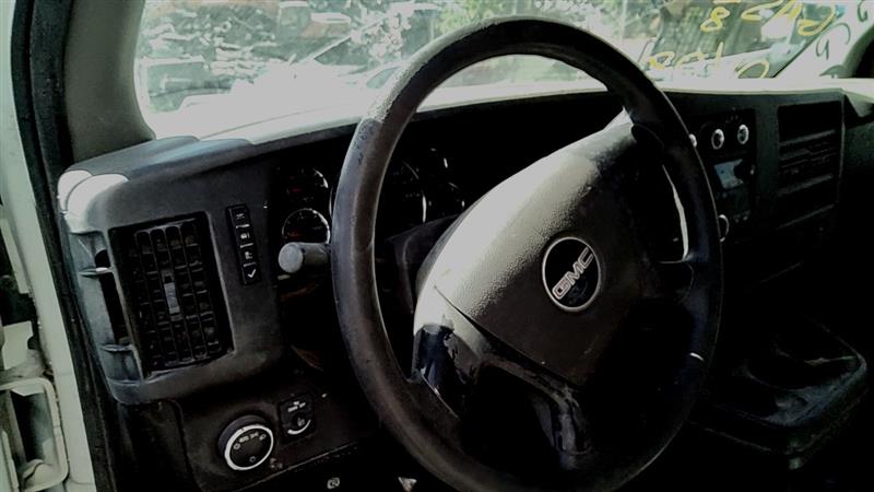 https://f005.backblazeb2.com/file/img-partshotlines-com/Inventory/EC885/Vehicle/21400_12.jpg