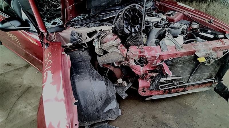 https://f005.backblazeb2.com/file/img-partshotlines-com/Inventory/EC885/Vehicle/21421_02.jpg