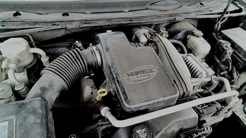 https://f005.backblazeb2.com/file/img-partshotlines-com/Inventory/EC885/Vehicle/21426_01.jpg
