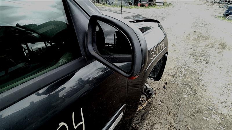 https://f005.backblazeb2.com/file/img-partshotlines-com/Inventory/EC885/Vehicle/21426_09.jpg