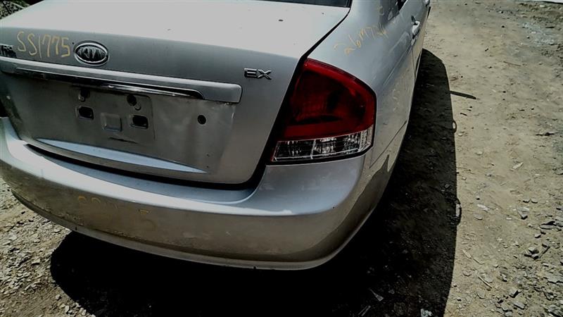 https://f005.backblazeb2.com/file/img-partshotlines-com/Inventory/EC885/Vehicle/21510_11.jpg