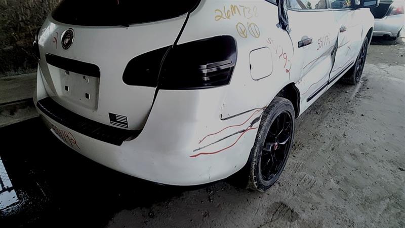 https://f005.backblazeb2.com/file/img-partshotlines-com/Inventory/EC885/Vehicle/21532_10.jpg