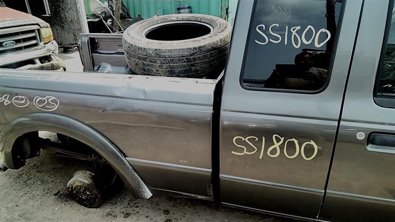 https://f005.backblazeb2.com/file/img-partshotlines-com/Inventory/EC885/Vehicle/21541_09.jpg