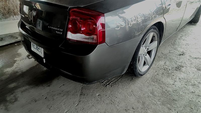 https://f005.backblazeb2.com/file/img-partshotlines-com/Inventory/EC885/Vehicle/21542_11.jpg