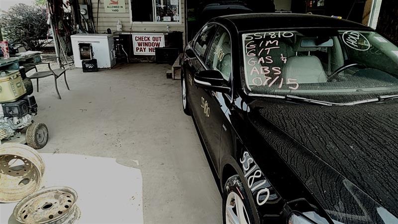 https://f005.backblazeb2.com/file/img-partshotlines-com/Inventory/EC885/Vehicle/21553_06.jpg