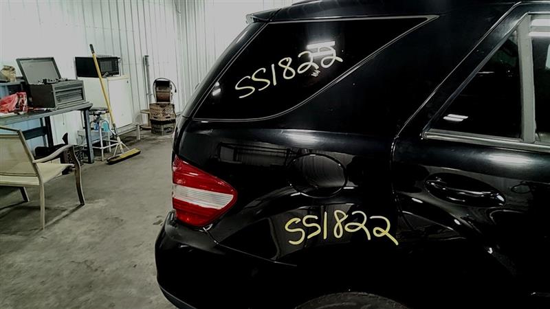 https://f005.backblazeb2.com/file/img-partshotlines-com/Inventory/EC885/Vehicle/21570_11.jpg