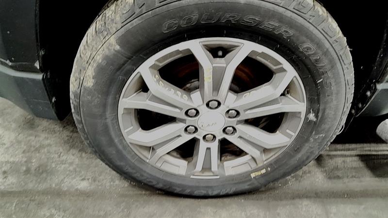 https://f005.backblazeb2.com/file/img-partshotlines-com/Inventory/EC885/Vehicle/21588_11.jpg