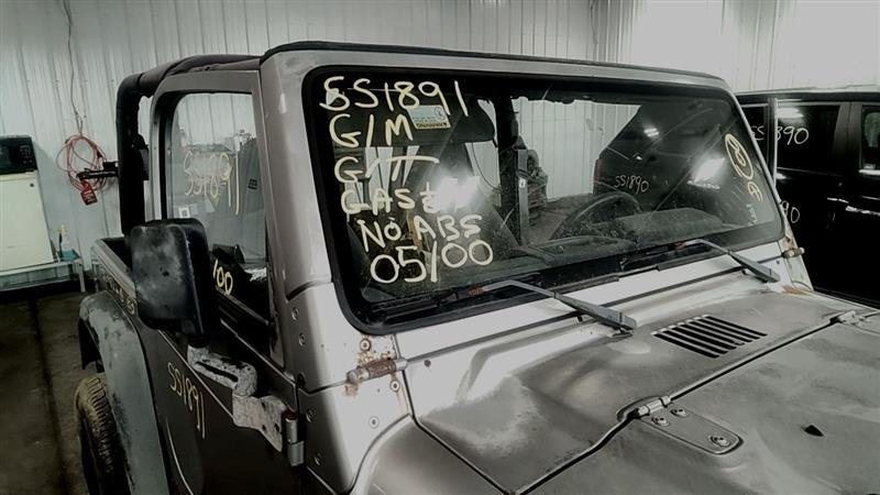 https://f005.backblazeb2.com/file/img-partshotlines-com/Inventory/EC885/Vehicle/21650_07.jpg