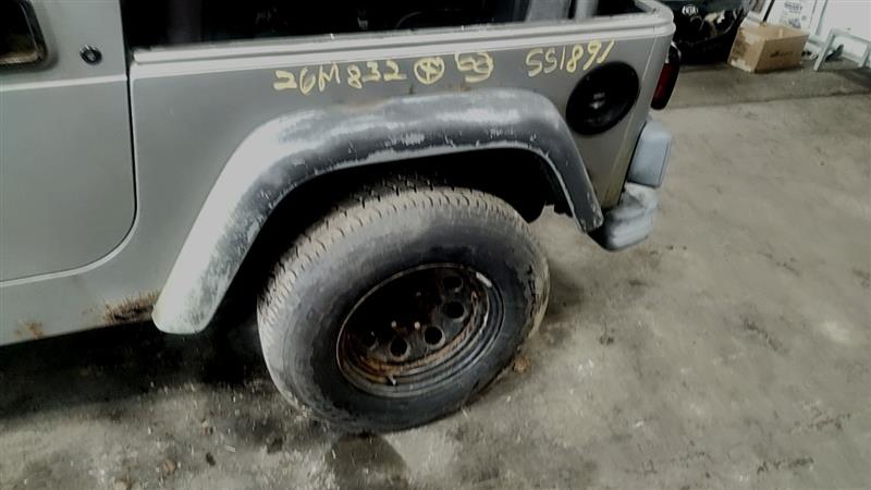 https://f005.backblazeb2.com/file/img-partshotlines-com/Inventory/EC885/Vehicle/21650_11.jpg