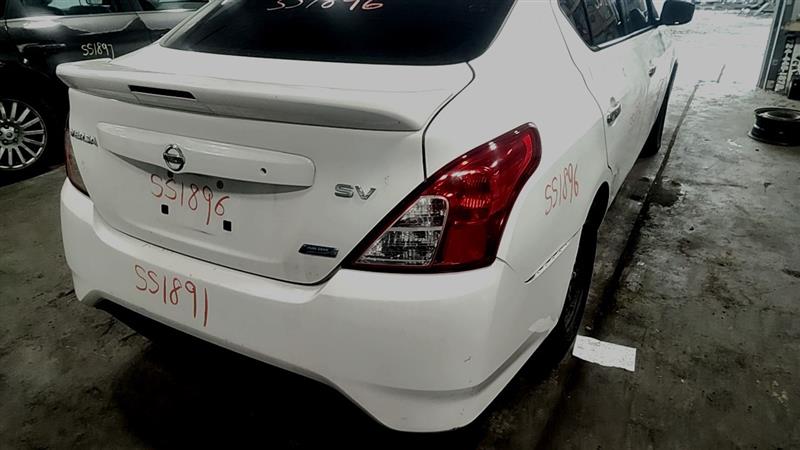 https://f005.backblazeb2.com/file/img-partshotlines-com/Inventory/EC885/Vehicle/21656_11.jpg