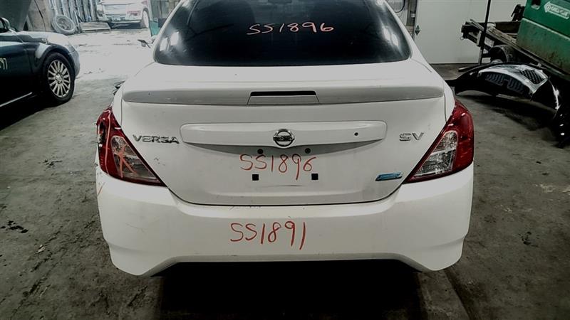 https://f005.backblazeb2.com/file/img-partshotlines-com/Inventory/EC885/Vehicle/21656_12.jpg