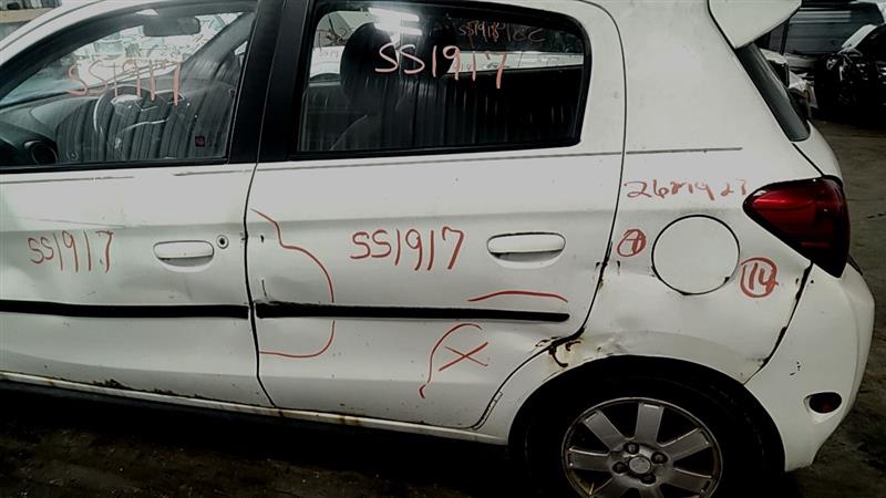 https://f005.backblazeb2.com/file/img-partshotlines-com/Inventory/EC885/Vehicle/21680_11.jpg