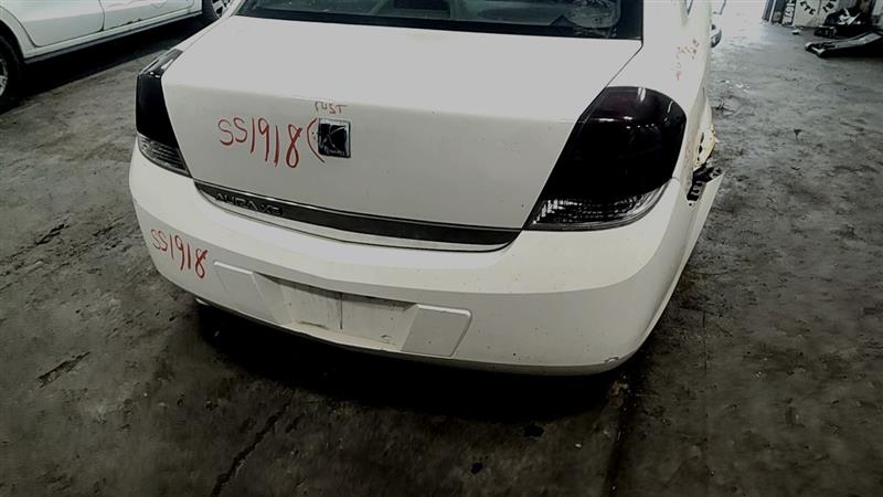 https://f005.backblazeb2.com/file/img-partshotlines-com/Inventory/EC885/Vehicle/21681_10.jpg