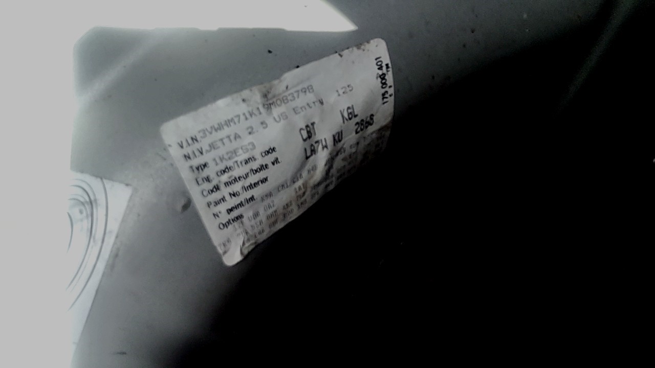https://f005.backblazeb2.com/file/img-partshotlines-com/Inventory/EC885/Vehicle/21683_08.jpg