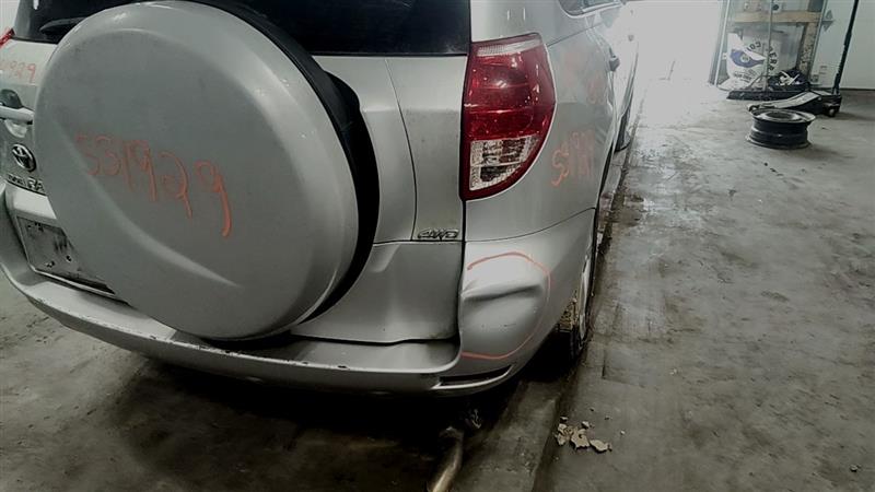 https://f005.backblazeb2.com/file/img-partshotlines-com/Inventory/EC885/Vehicle/21693_10.jpg