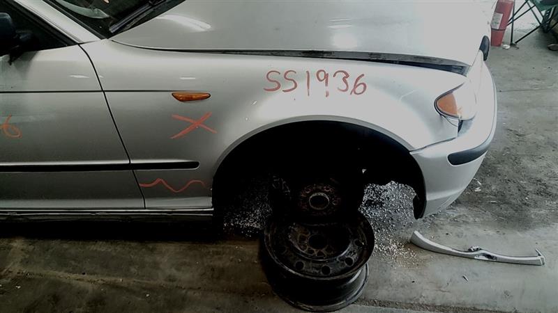 https://f005.backblazeb2.com/file/img-partshotlines-com/Inventory/EC885/Vehicle/21701_07.jpg