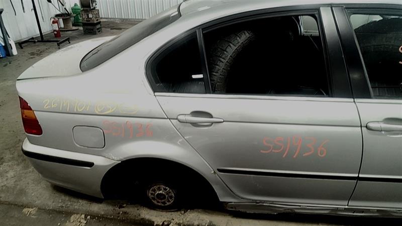 https://f005.backblazeb2.com/file/img-partshotlines-com/Inventory/EC885/Vehicle/21701_09.jpg