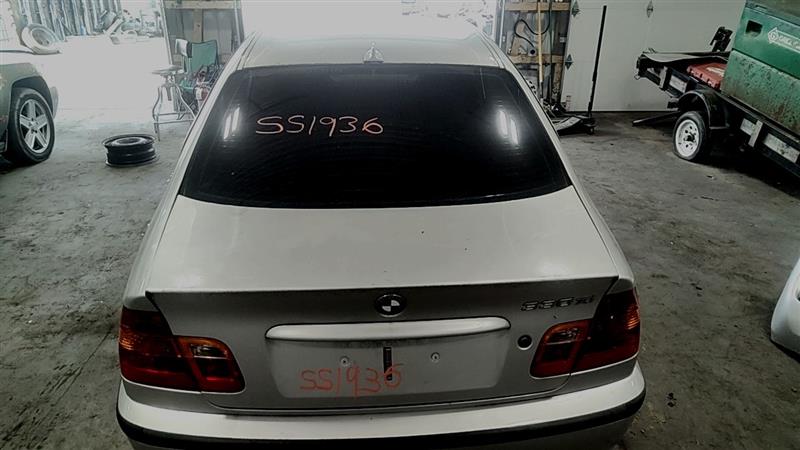 https://f005.backblazeb2.com/file/img-partshotlines-com/Inventory/EC885/Vehicle/21701_12.jpg
