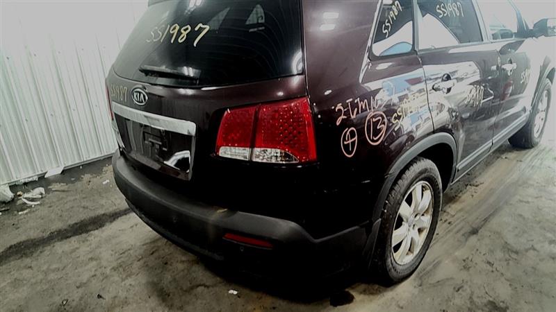 https://f005.backblazeb2.com/file/img-partshotlines-com/Inventory/EC885/Vehicle/21759_09.jpg
