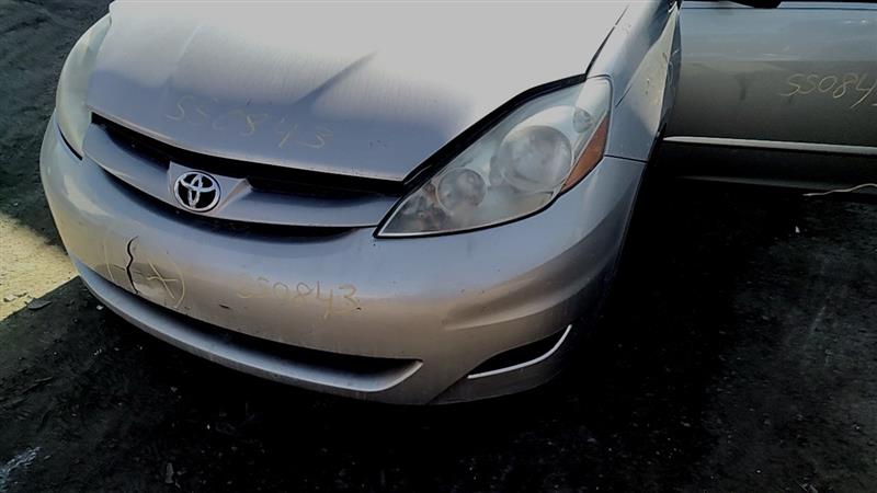 https://f005.backblazeb2.com/file/img-partshotlines-com/Inventory/EC885/Vehicle/21805_03.jpg