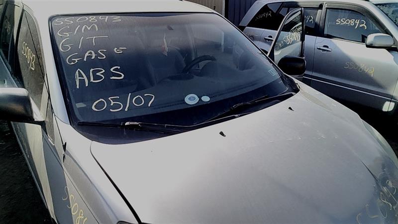 https://f005.backblazeb2.com/file/img-partshotlines-com/Inventory/EC885/Vehicle/21805_07.jpg