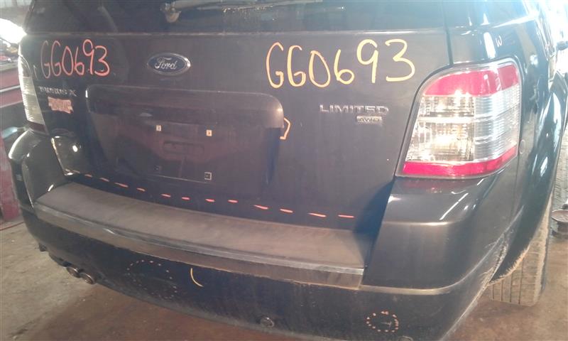 https://f005.backblazeb2.com/file/img-partshotlines-com/Inventory/EC885/Vehicle/6529_07.jpg