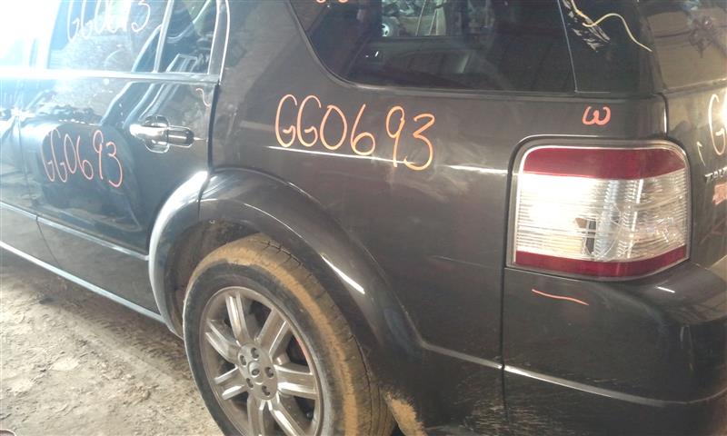 https://f005.backblazeb2.com/file/img-partshotlines-com/Inventory/EC885/Vehicle/6529_09.jpg