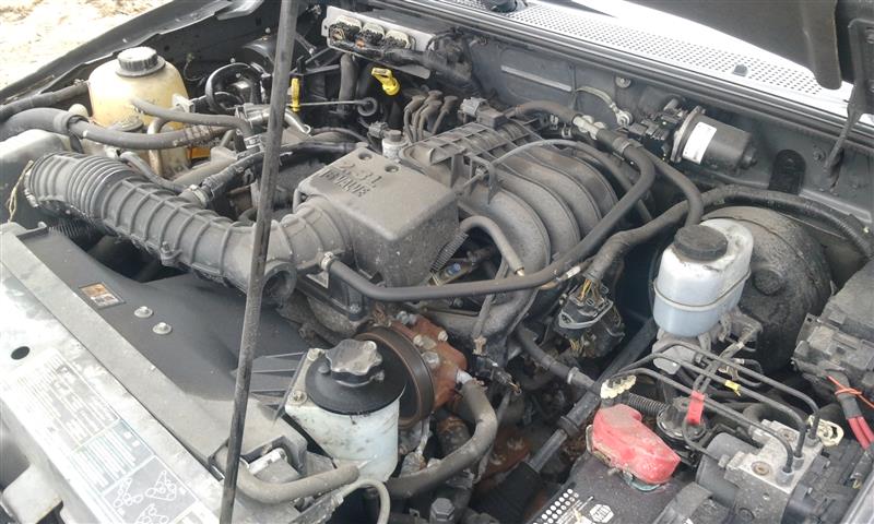 https://f005.backblazeb2.com/file/img-partshotlines-com/Inventory/EC885/Vehicle/9284_04.jpg