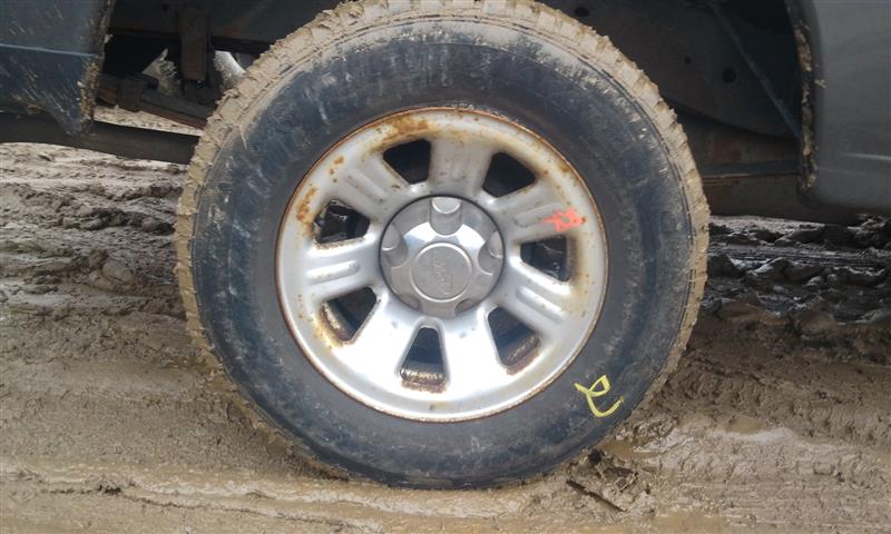 https://f005.backblazeb2.com/file/img-partshotlines-com/Inventory/EC885/Vehicle/9284_09.jpg