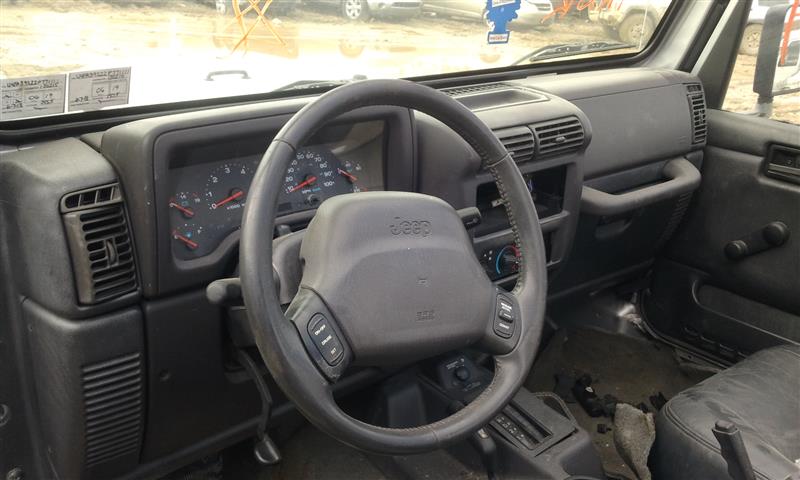 https://f005.backblazeb2.com/file/img-partshotlines-com/Inventory/EC885/Vehicle/9305_02.jpg