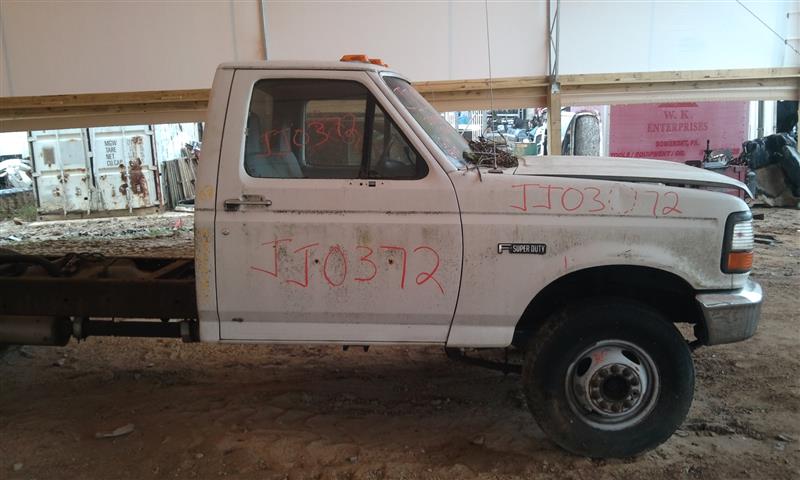 https://f005.backblazeb2.com/file/img-partshotlines-com/Inventory/EC885/Vehicle/9682_06.jpg