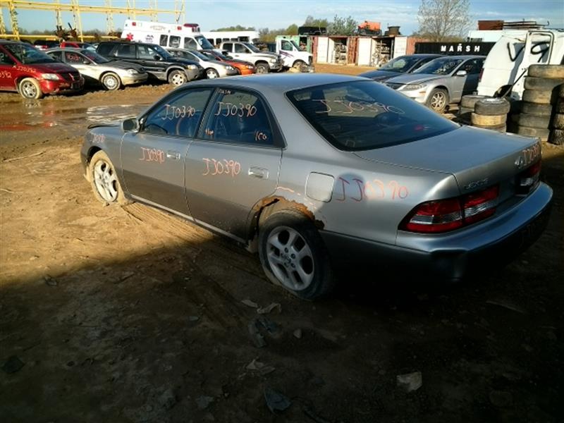 https://f005.backblazeb2.com/file/img-partshotlines-com/Inventory/EC885/Vehicle/9716_07.jpg