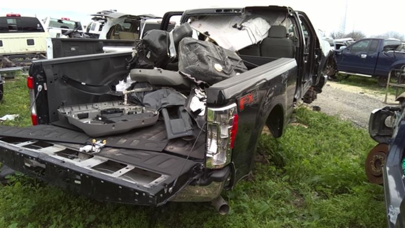 https://f005.backblazeb2.com/file/img-partshotlines-com/Inventory/EX127/Vehicle/15310_08.jpg