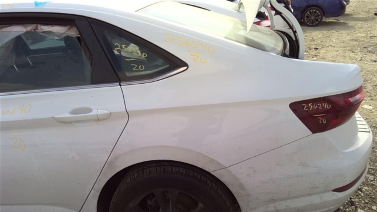 https://f005.backblazeb2.com/file/img-partshotlines-com/Inventory/EX127/Vehicle/17783_09.jpg