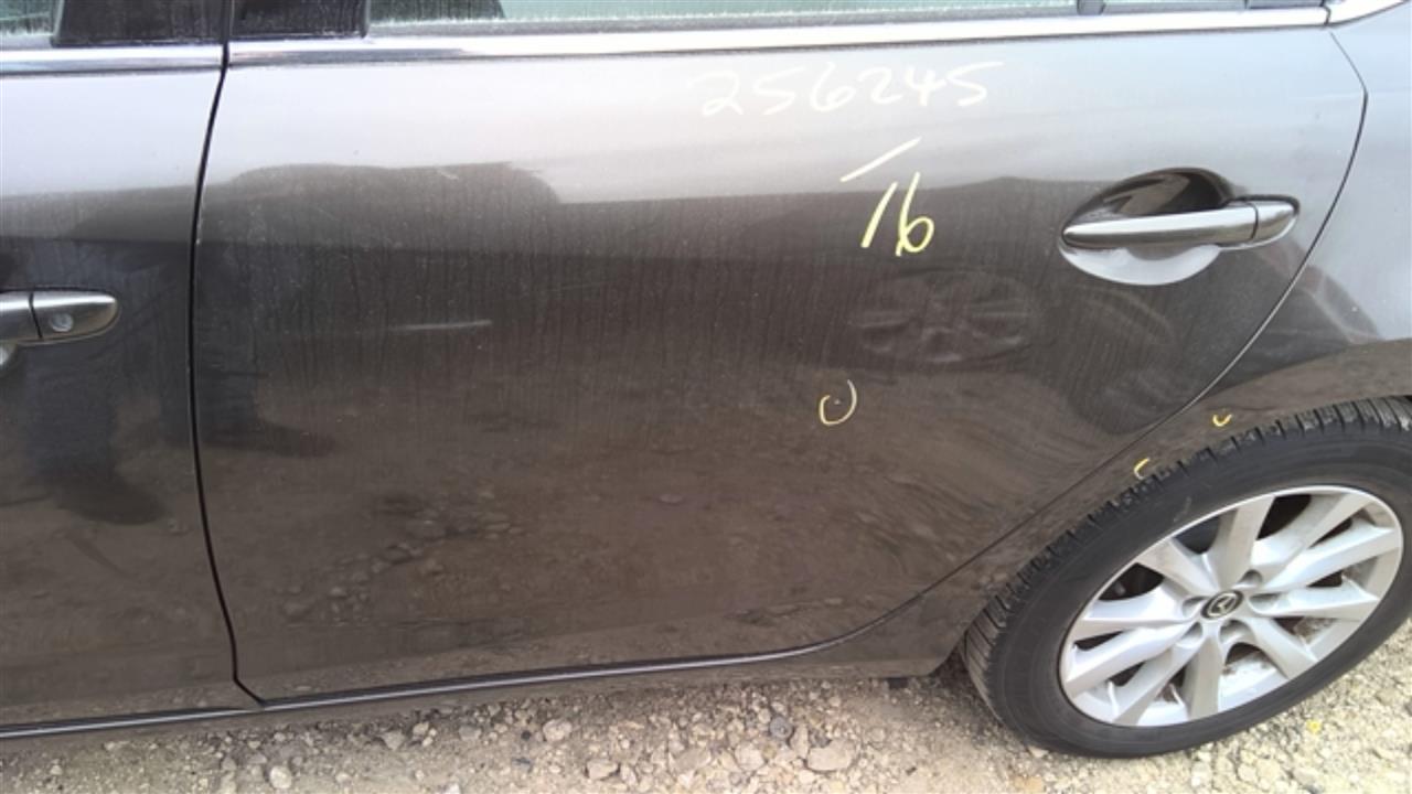 https://f005.backblazeb2.com/file/img-partshotlines-com/Inventory/EX127/Vehicle/17817_11.jpg