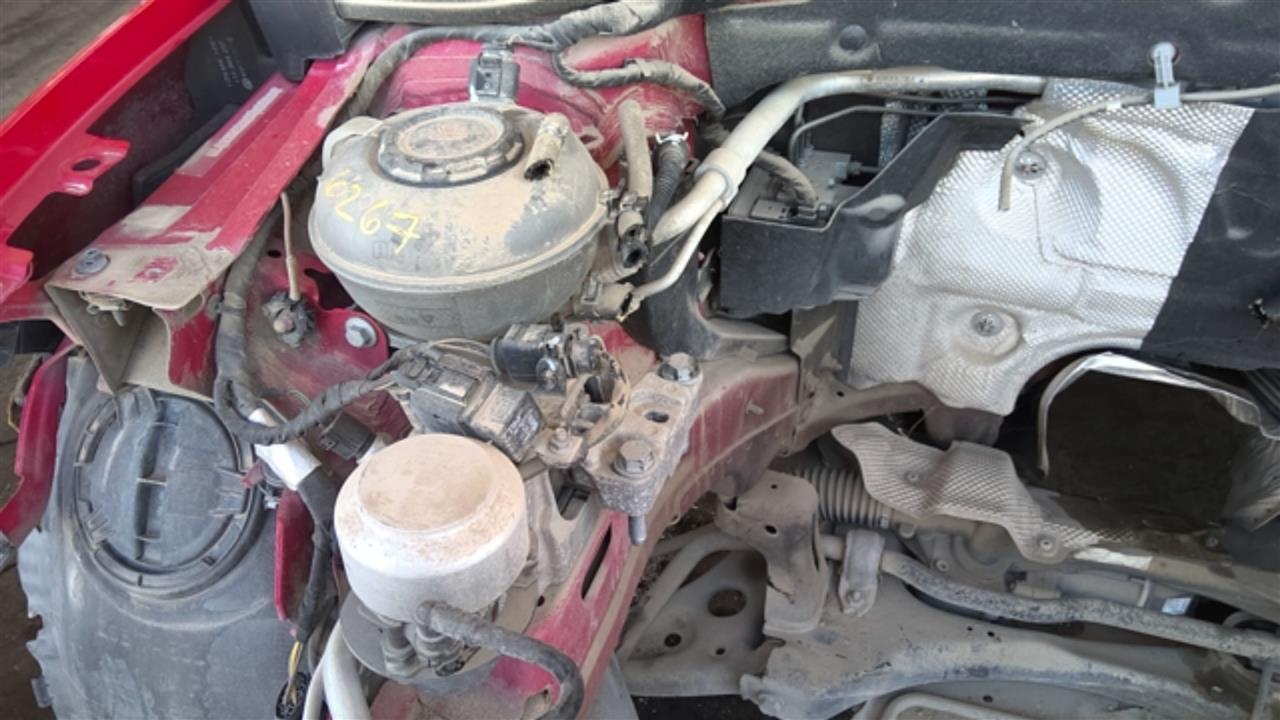 https://f005.backblazeb2.com/file/img-partshotlines-com/Inventory/EX127/Vehicle/17901_04.jpg