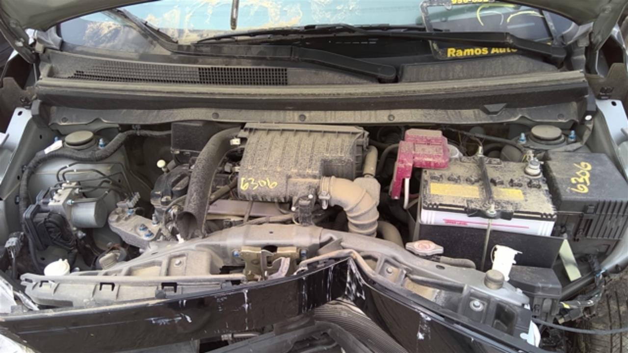 https://f005.backblazeb2.com/file/img-partshotlines-com/Inventory/EX127/Vehicle/18075_02.jpg